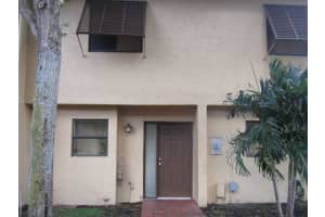 6862 NW 173rd Dr, Hialeah, FL 33015, Sold 06/27/13