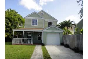 11729 SW 116th Terrace, Miami, FL 33186, Sold 09/27/13
