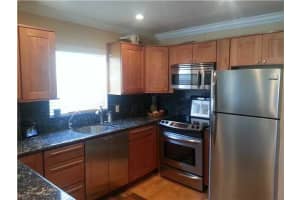 1000 Michigan Ave, Miami Beach, FL 33139, Sold 07/29/13