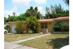 2525 NE 207th St, Aventura, FL 33180, Sold 08/29/13