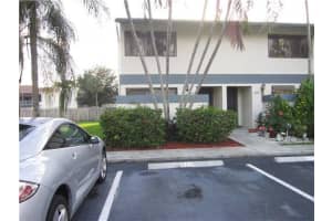 4411 SW 70th Terrace, Davie, FL 33314, Sold 07/10/13