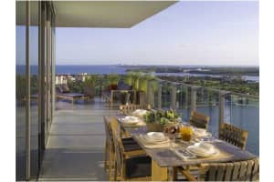 800 South Pointe Dr, Miami Beach, FL 33139, Sold 06/28/13