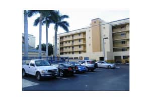 18 SW 82nd Ln, Miami, FL 33193, Sold 10/11/13