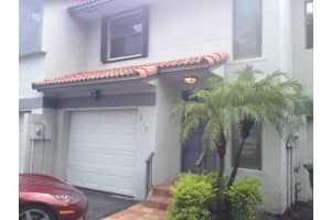 918 SW 113th Terrace, Pembroke Pines, FL 33025, Sold 08/09/13
