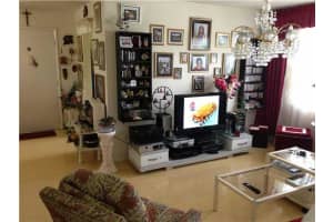 1030 9th St, Miami Beach, FL 33139, Sold 10/10/13