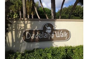8136 SW 87th Terrace, Miami, FL 33143, Sold 08/30/13