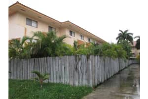 210 W 68th St, Hialeah, FL 33014, Sold 07/22/13