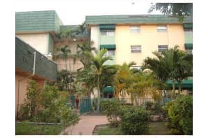 606 W 81st St, Hialeah, FL 33014, Sold 08/30/13