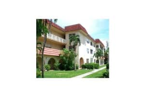 7202 La Placida Dr, Coral Springs, FL 33065, Sold 01/03/14