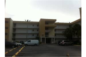 8401 NW 8th St, Miami, FL 33126, Sold 08/12/13