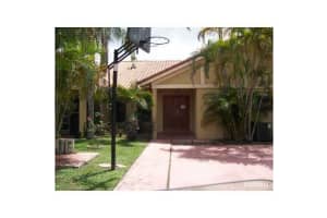 19521 Cypress Ct, Hialeah, FL 33015, Sold 11/27/13