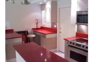 221 Meridian Ave, Miami Beach, FL 33139, Sold 09/12/13