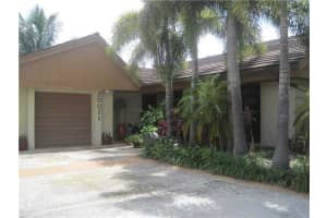 20021 NE 10th Pl, Miami, FL 33179, Sold 08/07/13