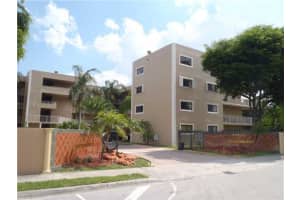 8500 NW 8th St, Miami, FL 33126, Sold 09/10/13