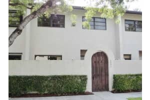 4534 NW 90th Ave, Sunrise, FL 33351, Sold 12/11/13