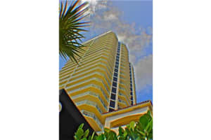 7330 Ocean Terrace #19d, Miami Beach, FL 33141, Sold 12/23/13