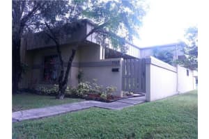 7467 SW 104th Pl, Miami, FL 33173, Sold 02/14/14