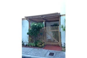 1434 SW 131st Pl Cir E, Miami, FL 33184, Sold 10/04/13