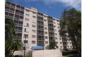 1251 NE 108th St, Miami, FL 33161, Sold 11/25/13