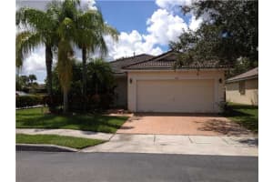 11812 SW 8th St, Pembroke Pines, FL 33025, Sold 10/30/13