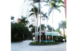 1581 Brickell Ave, Miami, FL 33129, Sold 12/16/13