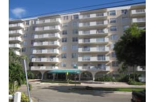 1455 N Treasure Dr PH-D, North Bay Village, FL 33141, Sold 02/07/14