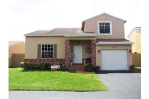 8256 NW 192nd Terrace, Hialeah, FL 33015, Sold 10/31/13