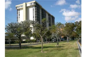 2500 NE 135th St B509, North Miami, FL 33181, Sold 03/07/14