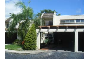 6500 Kendale Lakes Dr, Miami, FL 33183, Sold 01/17/14