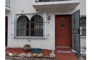 8325 NW 8th St, Miami, FL 33126, Sold 11/25/13