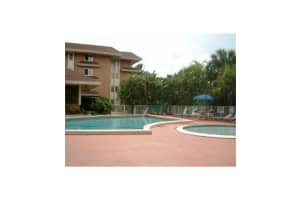 17530 NW 68th Ave APT C4002, Hialeah, FL 33015, Sold 04/01/14