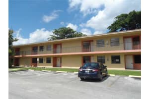 4023 Lakeside Dr, Tamarac, FL 33319, Sold 11/14/13