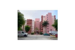 5050 NW 7th St, Miami, FL 33126, Sold 01/21/14