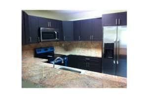 15430 SW 81st Cir Ln, Miami, FL 33193, Sold 10/28/13