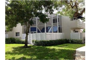522 NW 97th Ave, Plantation, FL 33324, Sold 12/23/13