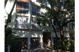 325 Meridian Ave, Miami Beach, FL 33139, Sold 05/02/14