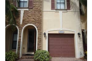 10337 NW 32nd Terrace, Doral, FL 33172, Sold 01/14/14