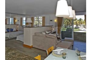 465 Ocean Dr, Miami Beach, FL 33139, Sold 07/17/14