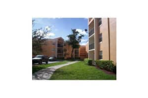 6272 NW 186th St, Hialeah, FL 33015, Sold 03/11/14