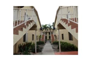 6041 10th Ave N, Greenacres, FL 33463, Sold 01/30/14