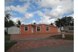 7301 NW 169th Terrace, Hialeah, FL 33015, Sold 02/26/14