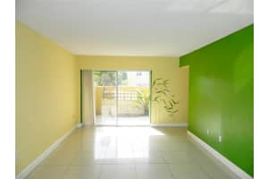 9725 Fontainebleau Blvd A106, Miami, FL 33172, Sold 05/23/14