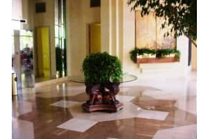 441 Valencia Ave, Coral Gables, FL 33134, Sold 01/28/14