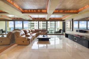 1455 Ocean Dr, Miami Beach, FL 33139, Sold 04/11/14