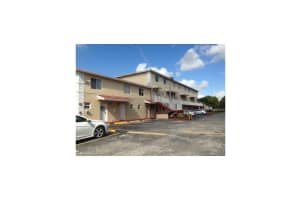 8031 NW 8th St, Miami, FL 33126, Sold 08/22/14