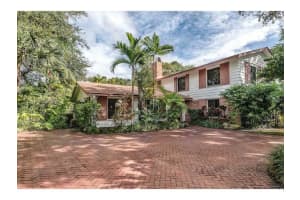 2270 NE 202nd St, Miami, FL 33180, Sold 10/27/14
