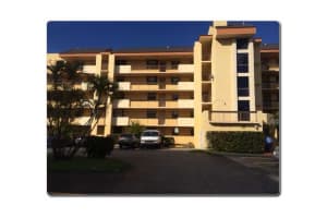 8881 Fontainebleau Blvd, Miami, FL 33172, Sold 04/28/14