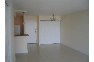 2500 NE 135th St B709, North Miami, FL 33181, Sold 04/17/14