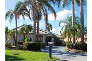 8320 NW 73rd St, Tamarac, FL 33321, Sold 07/11/14