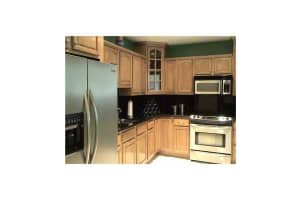 10629 SW 75th Ln, Miami, FL 33173, Sold 04/17/14